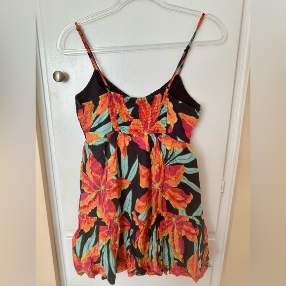 Billabong Sunny Bliss Crochet Bodice Dress - EUC - Picture 6 of 6